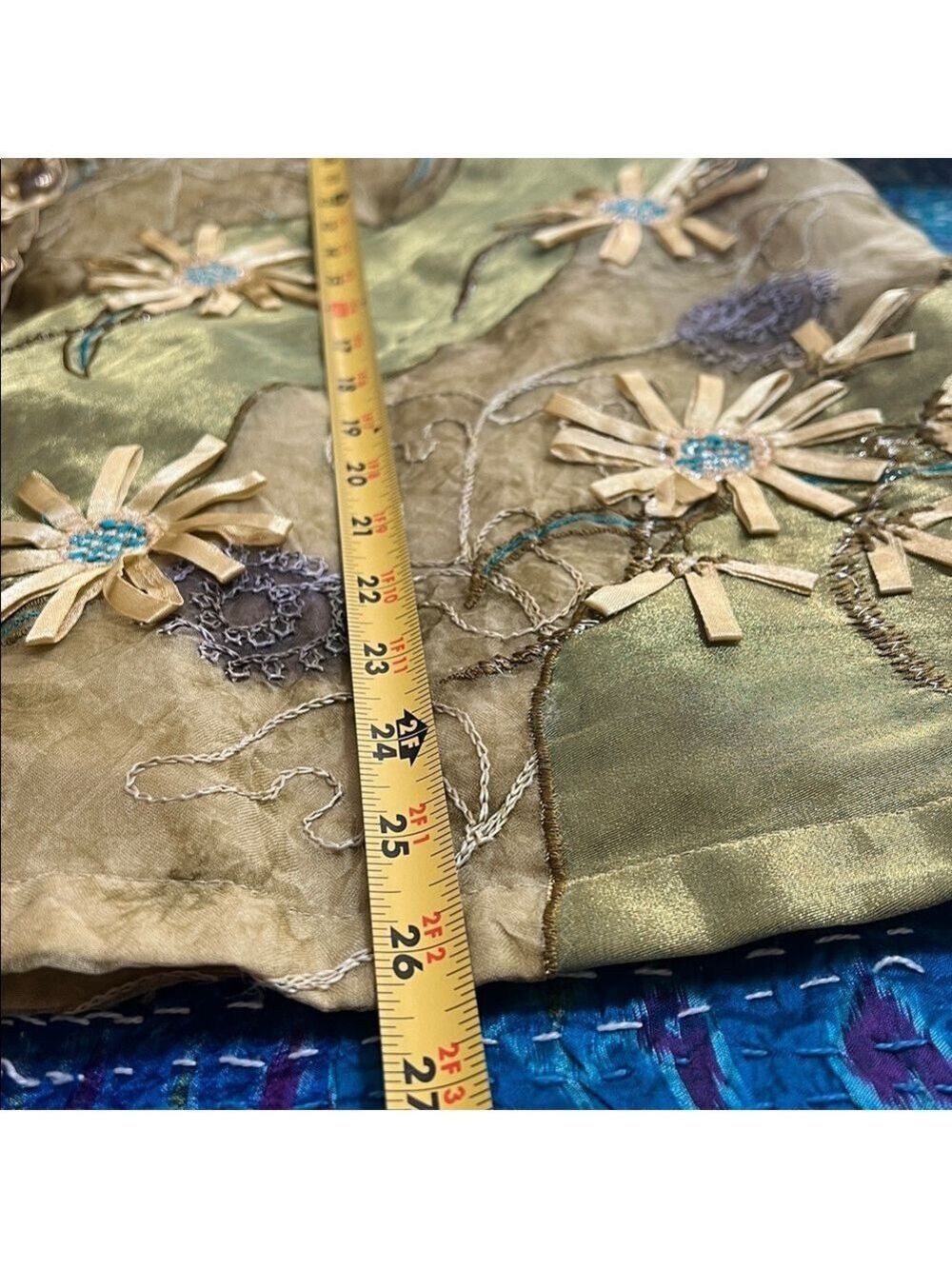 THE TRAVEL COLLECTION silk Embroidered  button up  Floral JACKET. 1X - Picture 6 of 6